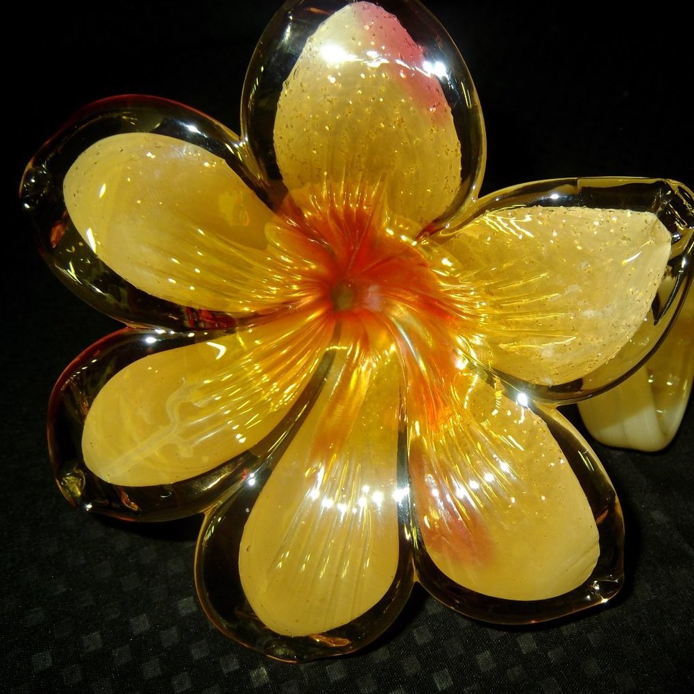 Lily art glass Handblown